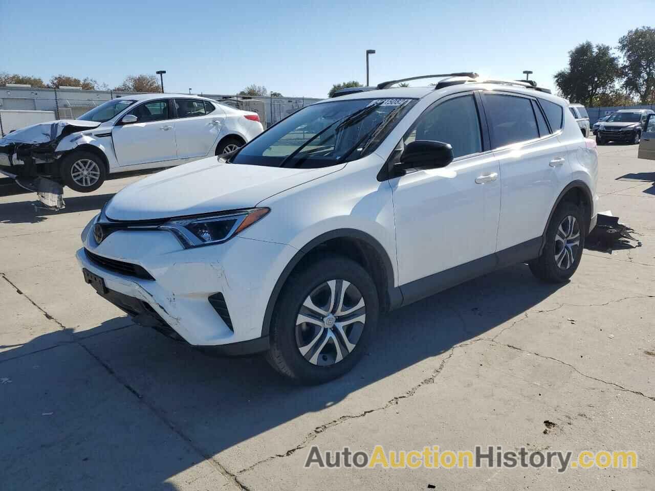 2017 TOYOTA RAV4 LE, JTMZFREV9HJ101123