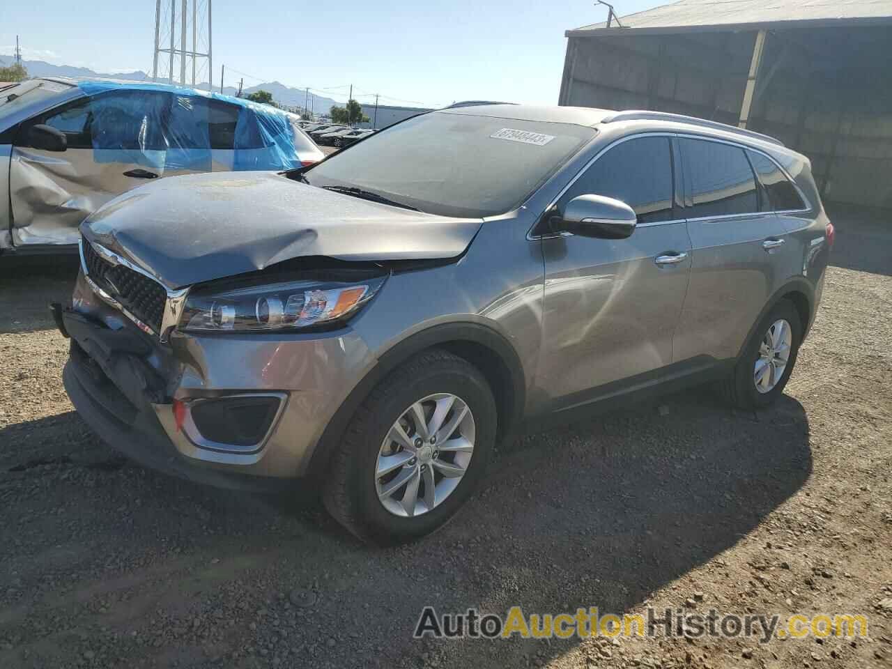 2017 KIA SORENTO LX, 5XYPG4A52HG196184