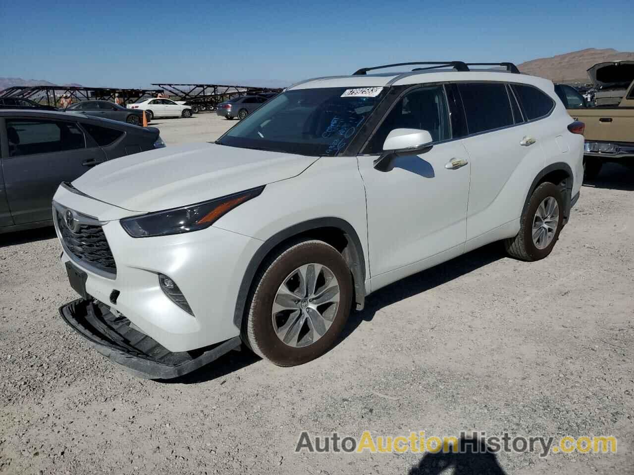 2022 TOYOTA HIGHLANDER XLE, 5TDHZRBH0NS574067