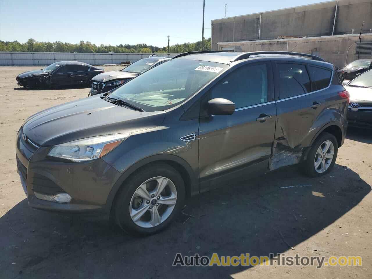 2016 FORD ESCAPE SE, 1FMCU0G9XGUC04583