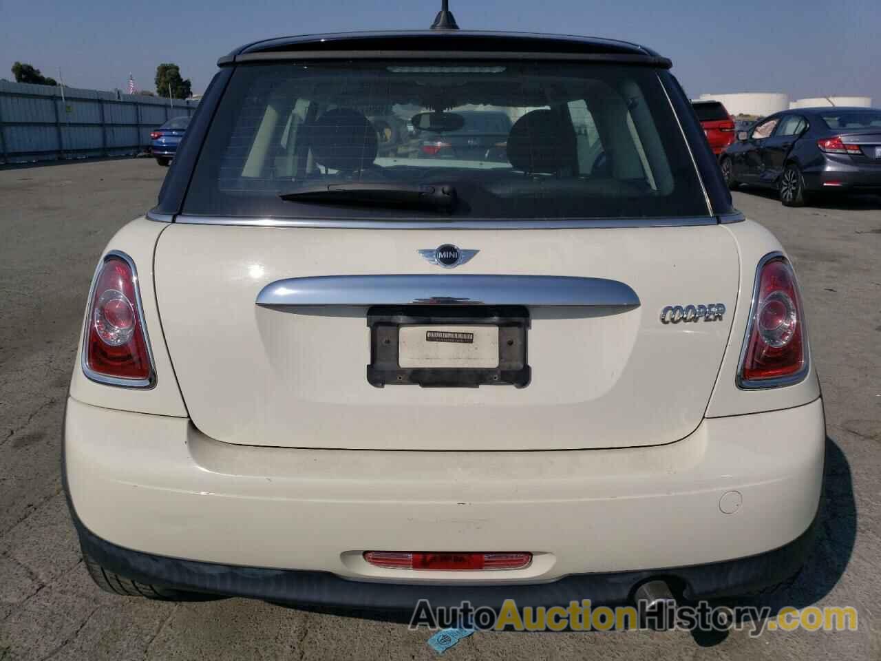 MINI COOPER, WMWSU3C50BT252545