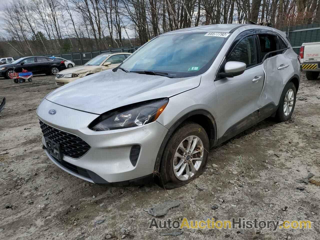 2020 FORD ESCAPE SE, 1FMCU9G6XLUB53560