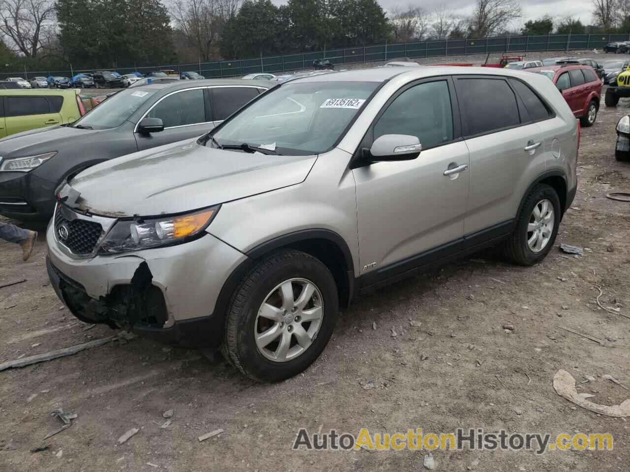 2013 KIA SORENTO LX, 5XYKTDA69DG422858