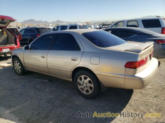 TOYOTA CAMRY LE, JT2BF28K9Y0259695