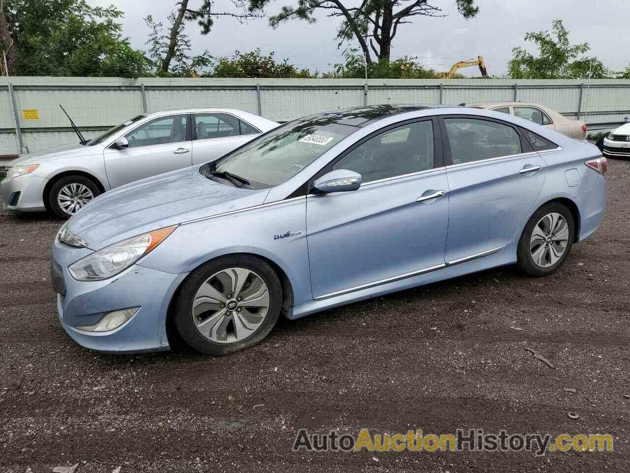 2015 HYUNDAI SONATA HYBRID, KMHEC4A42FA131435