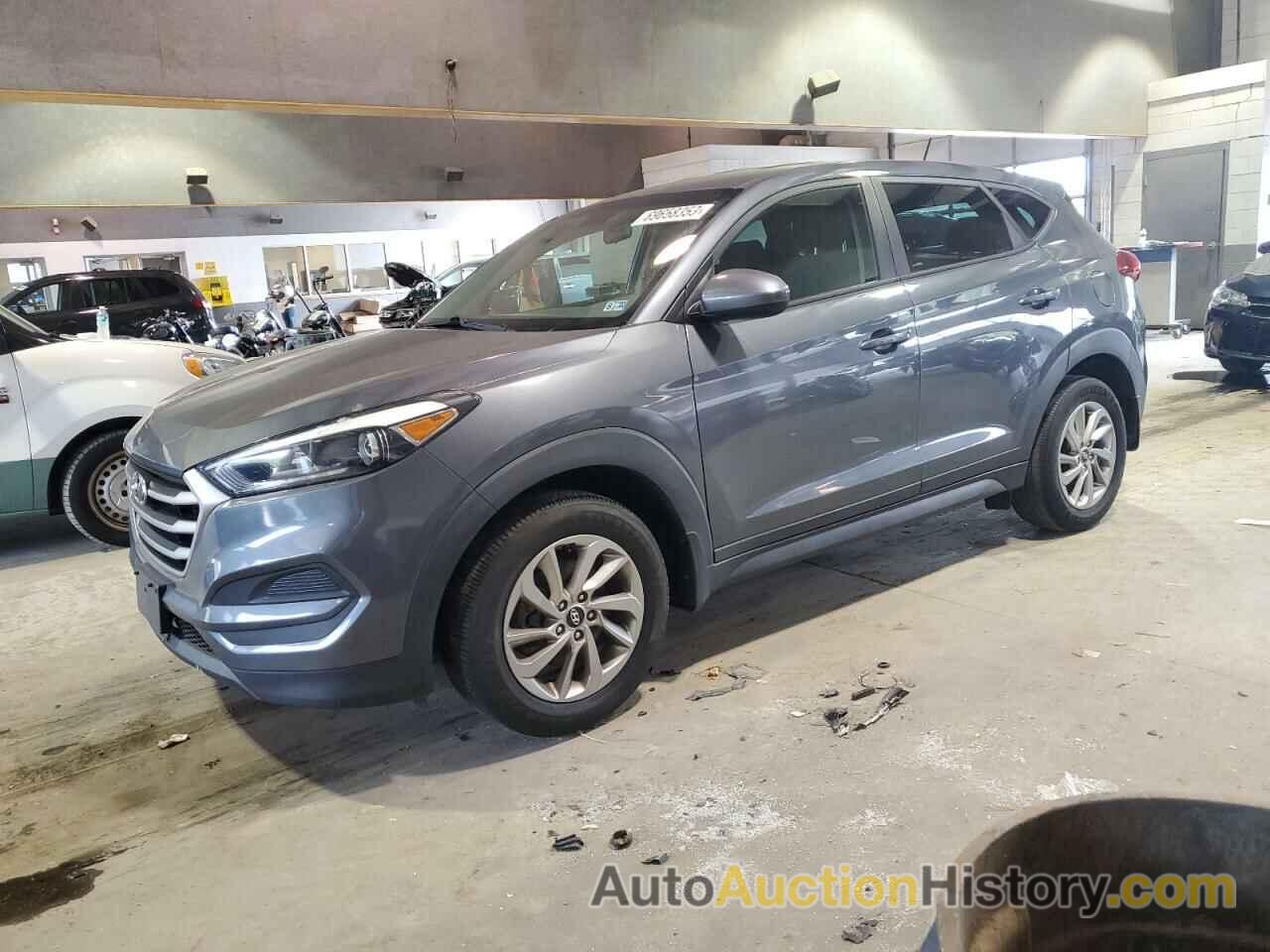 HYUNDAI TUCSON SE, KM8J23A49HU447086