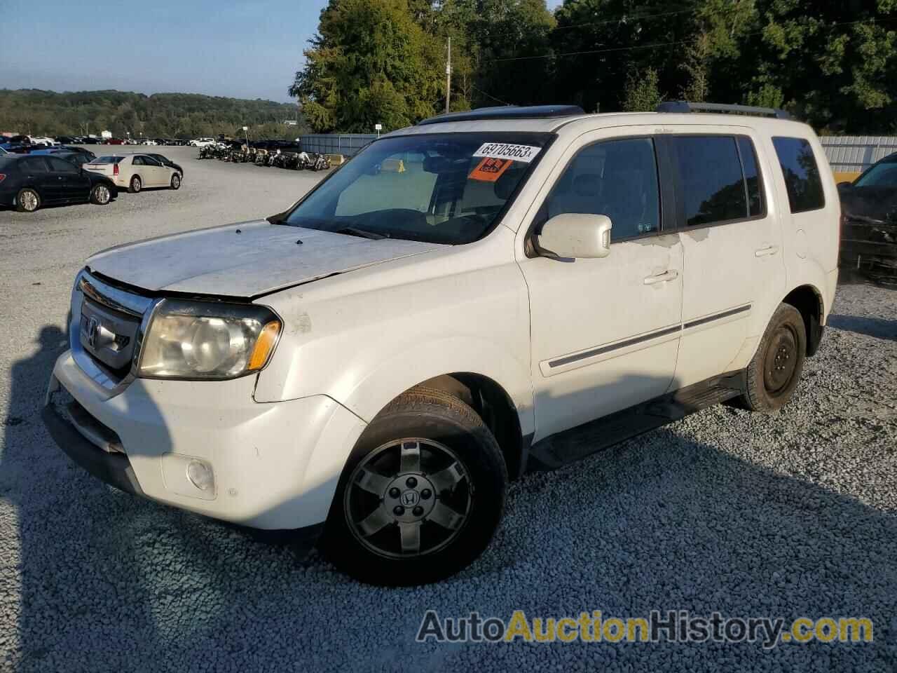 2011 HONDA PILOT TOURING, 5FNYF3H98BB010494