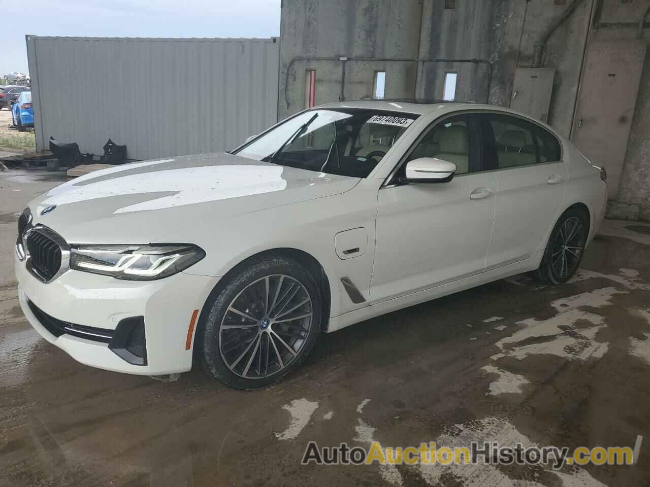 2023 BMW 5 SERIES, WBA13AG06PCL83990