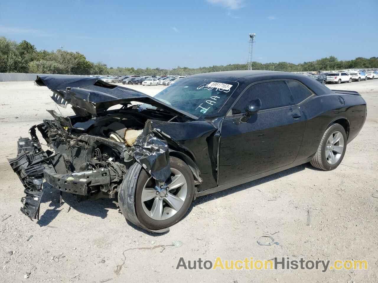 2017 DODGE CHALLENGER SXT, 2C3CDZAG2HH658903