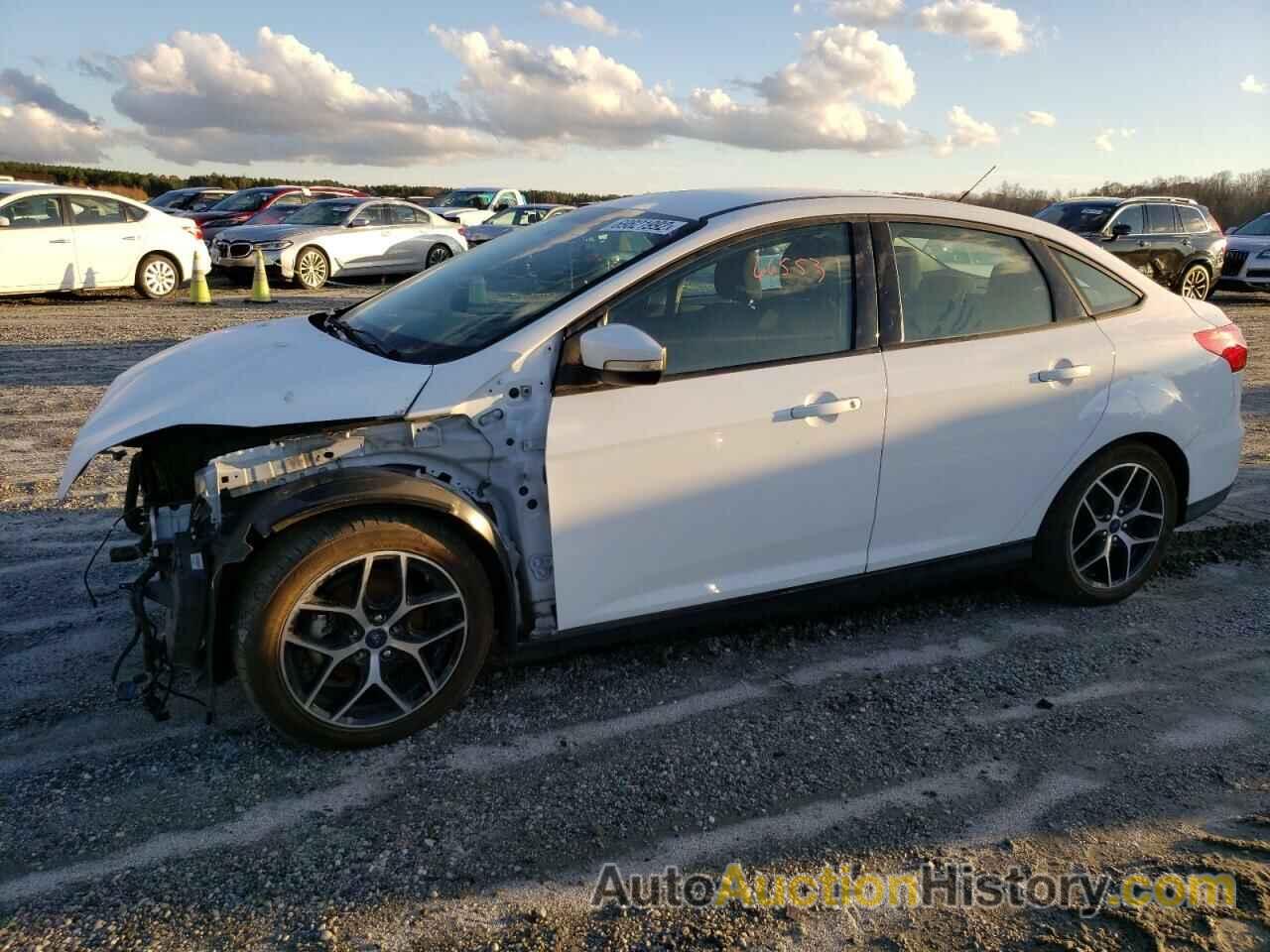 2016 FORD FOCUS SE, 1FADP3F2XGL402050