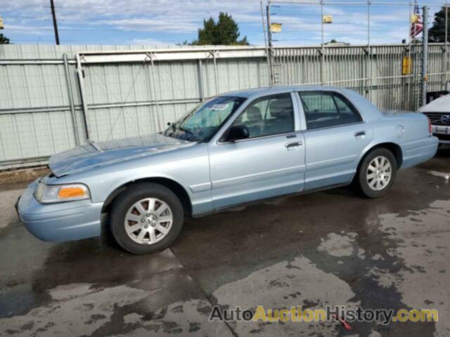 FORD CROWN VIC LX, 2FAFP74V37X143739