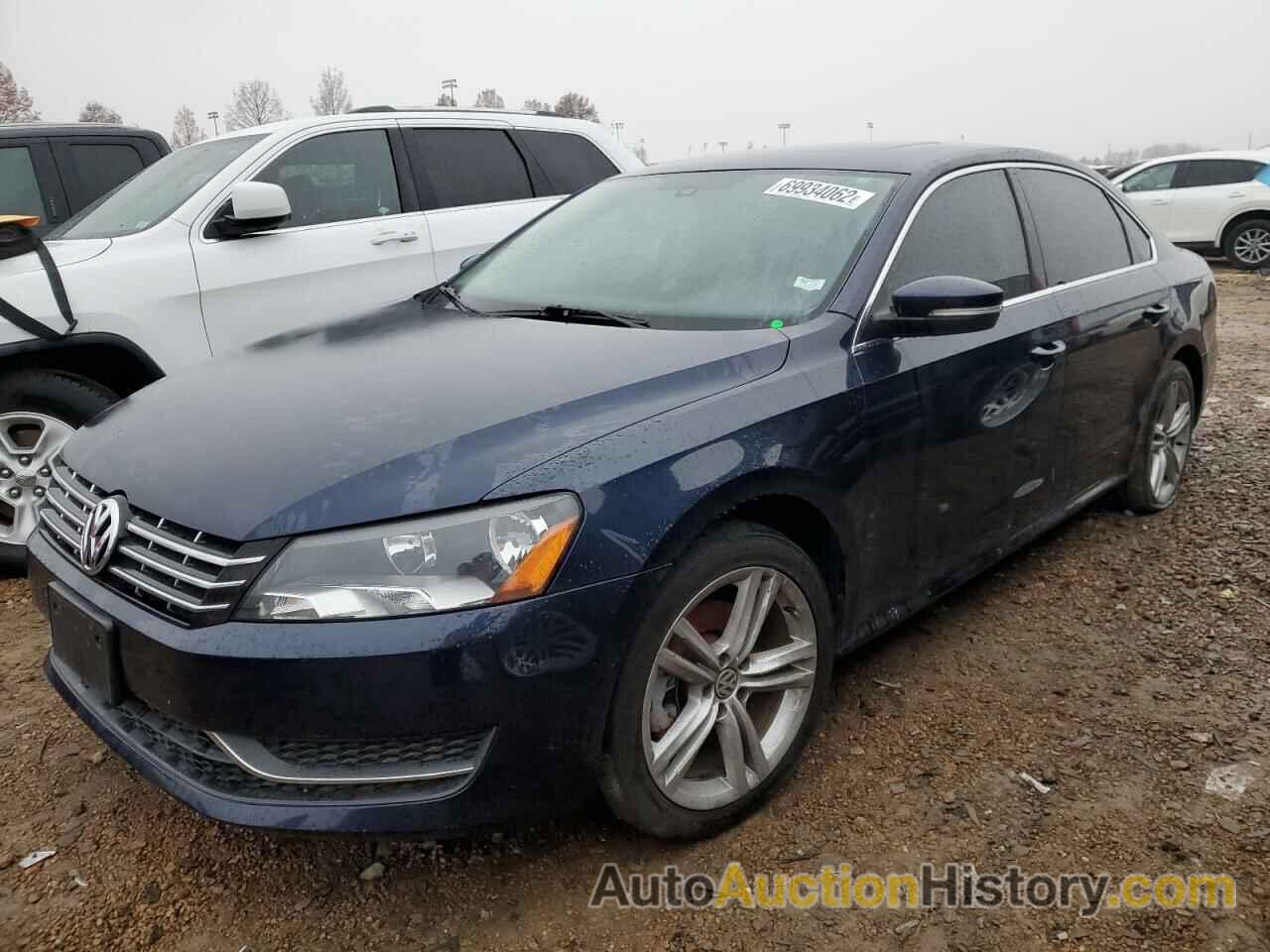 VOLKSWAGEN PASSAT SE, 1VWBN7A31EC077684