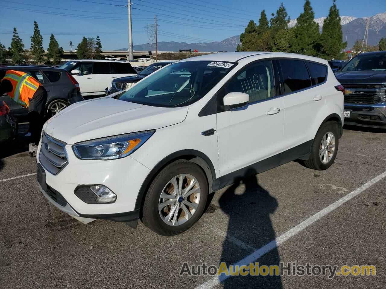 2019 FORD ESCAPE SE, 1FMCU0GD6KUA71916