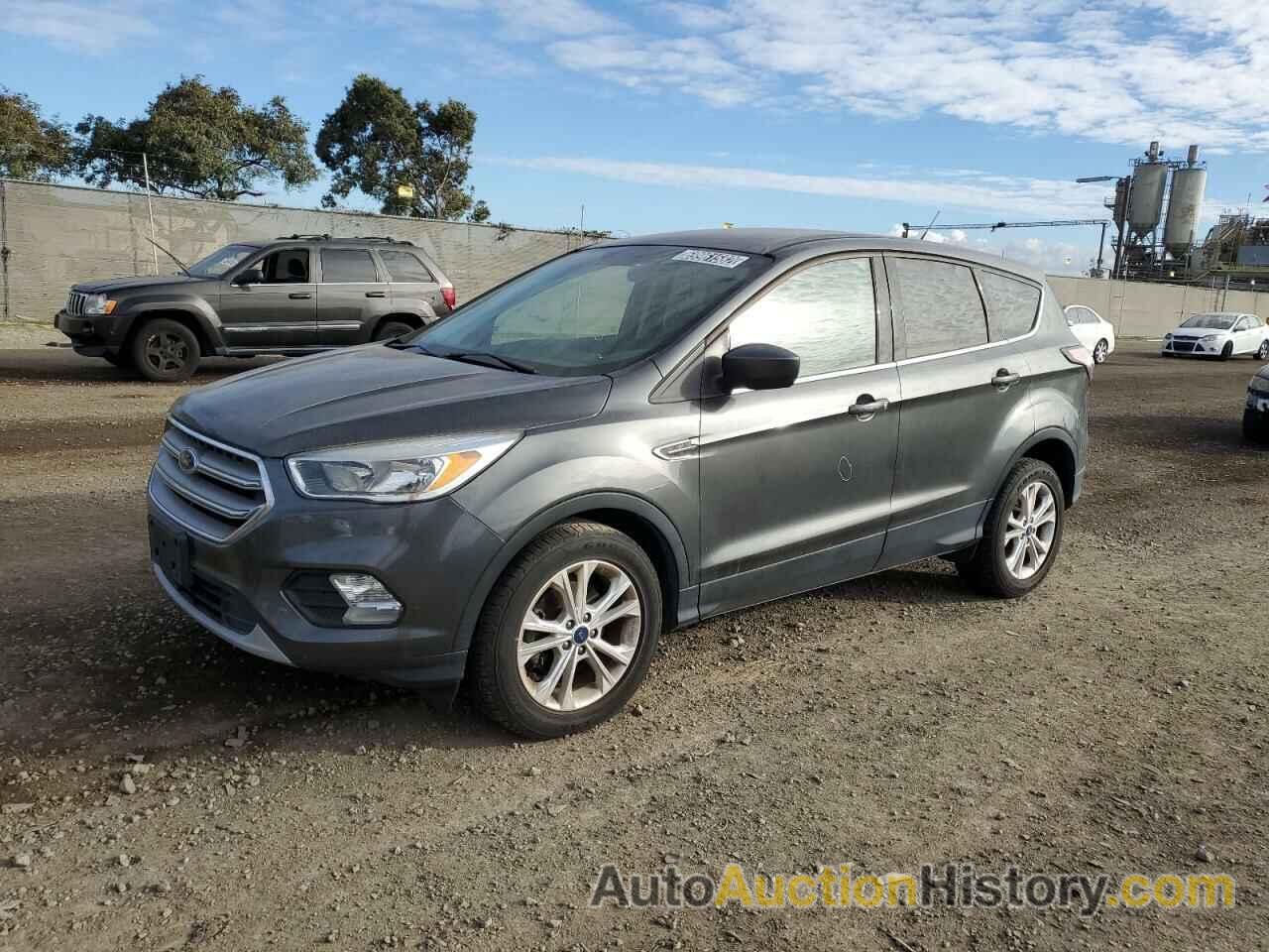 2017 FORD ESCAPE SE, 1FMCU0GD9HUC97764