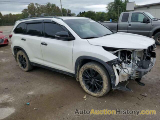 TOYOTA HIGHLANDER SE, 5TDJZRFH8KS982257