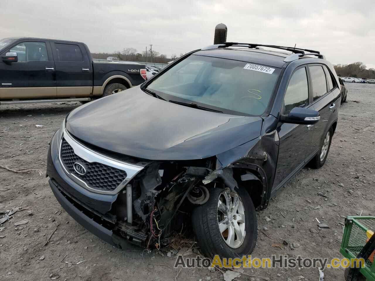 2013 KIA SORENTO LX, 5XYKT4A66DG341607