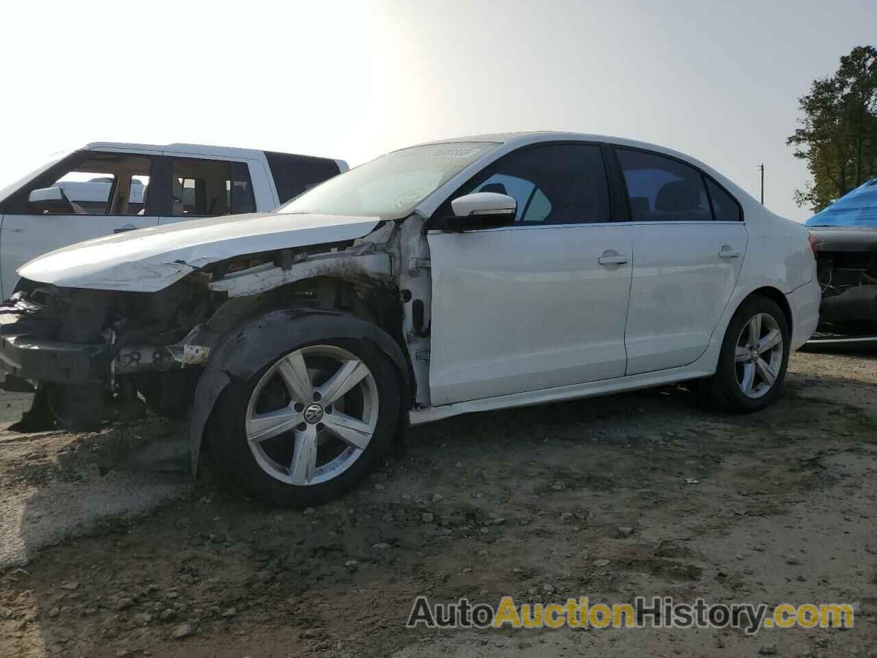 2011 VOLKSWAGEN JETTA TDI, 3VWLL7AJ4BM094708