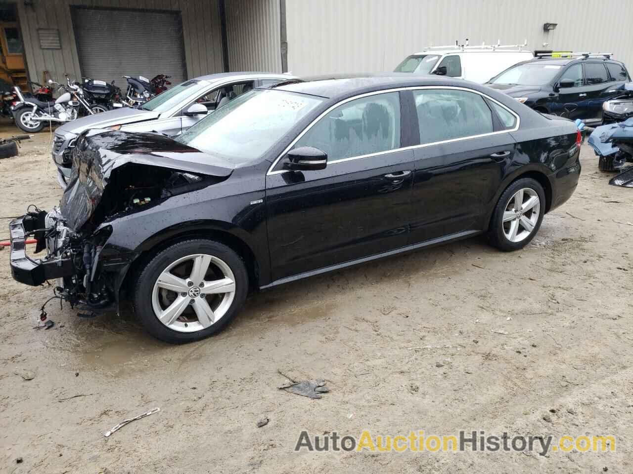 VOLKSWAGEN PASSAT S, 1VWAT7A3XFC096446