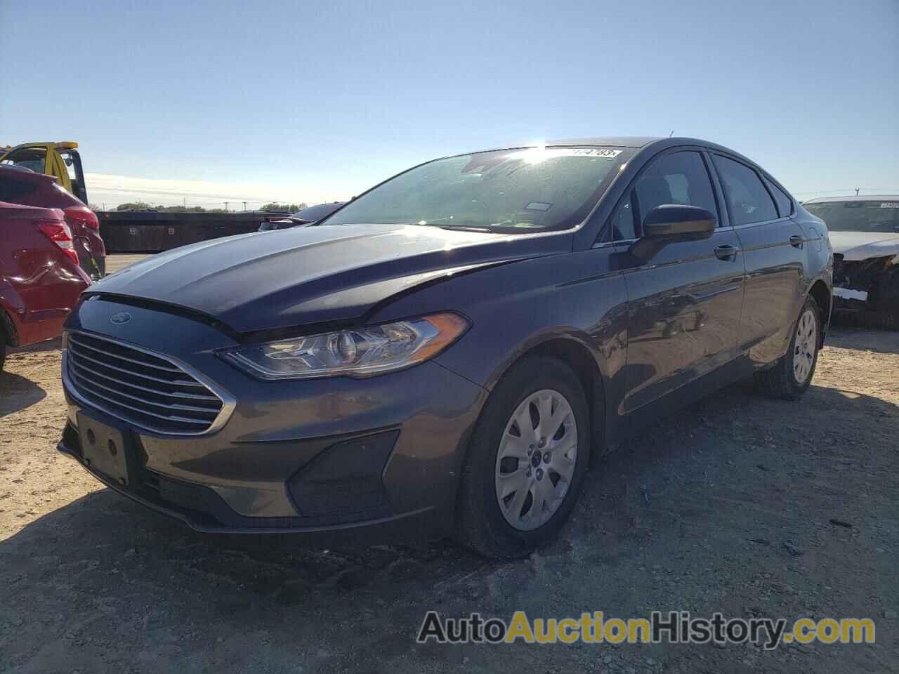 FORD FUSION S, 3FA6P0G72KR170393