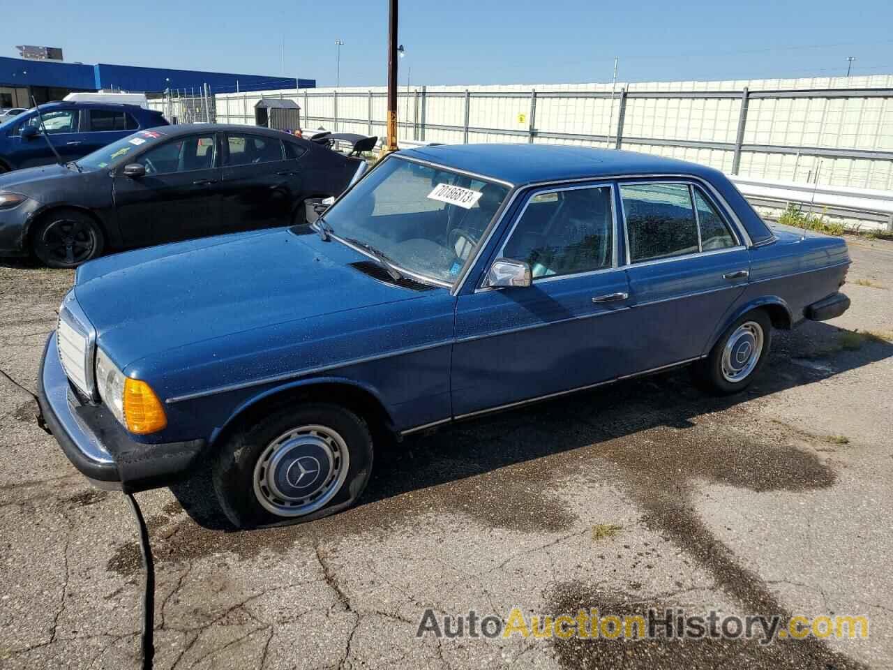 1983 MERCEDES-BENZ 240-CLASS D, WDBAB23A5DB387717