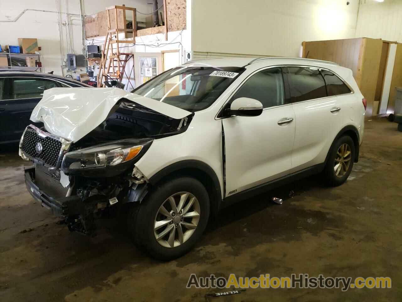 2016 KIA SORENTO LX, 5XYPGDA38GG152087