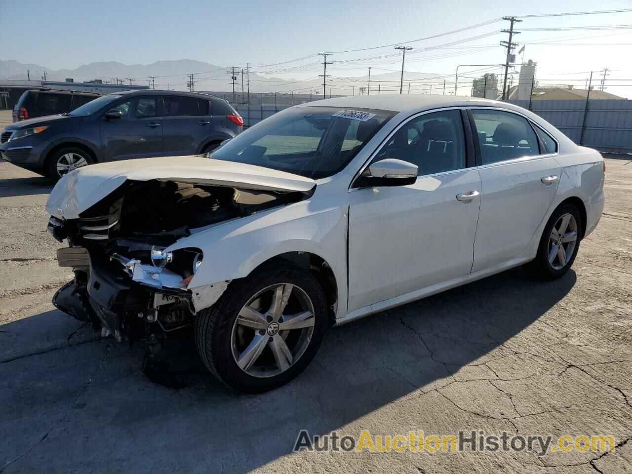 2013 VOLKSWAGEN PASSAT SE, 1VWBP7A35DC113644