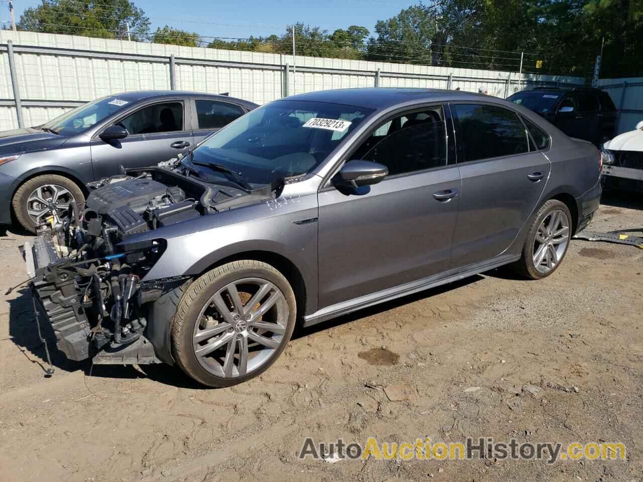 VOLKSWAGEN PASSAT S, 1VWAA7A36JC013271