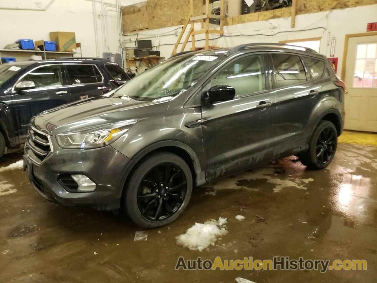 2019 FORD ESCAPE SE, 1FMCU9GD2KUA19896