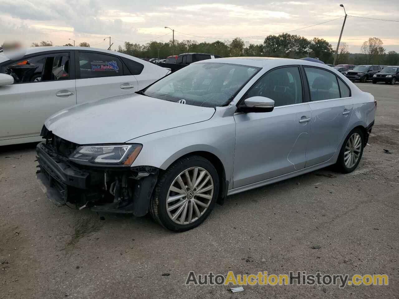 VOLKSWAGEN JETTA SEL, 3VWL17AJ6GM223349