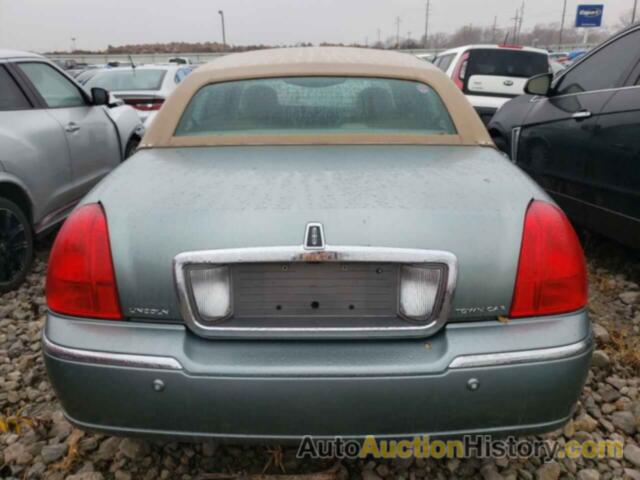 LINCOLN TOWNCAR EXECUTIVE, 1LNHM81W84Y670875