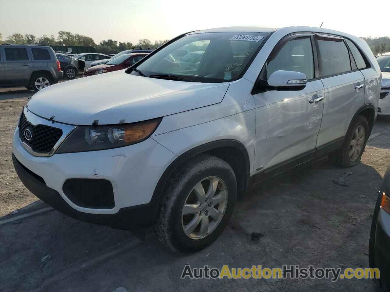 2013 KIA SORENTO LX, 5XYKTCA66DG325224