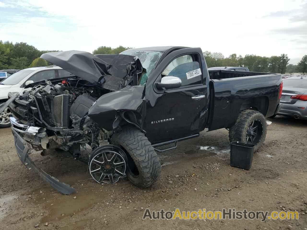 2011 CHEVROLET SILVERADO C1500, 1GCNCPE09BZ458682