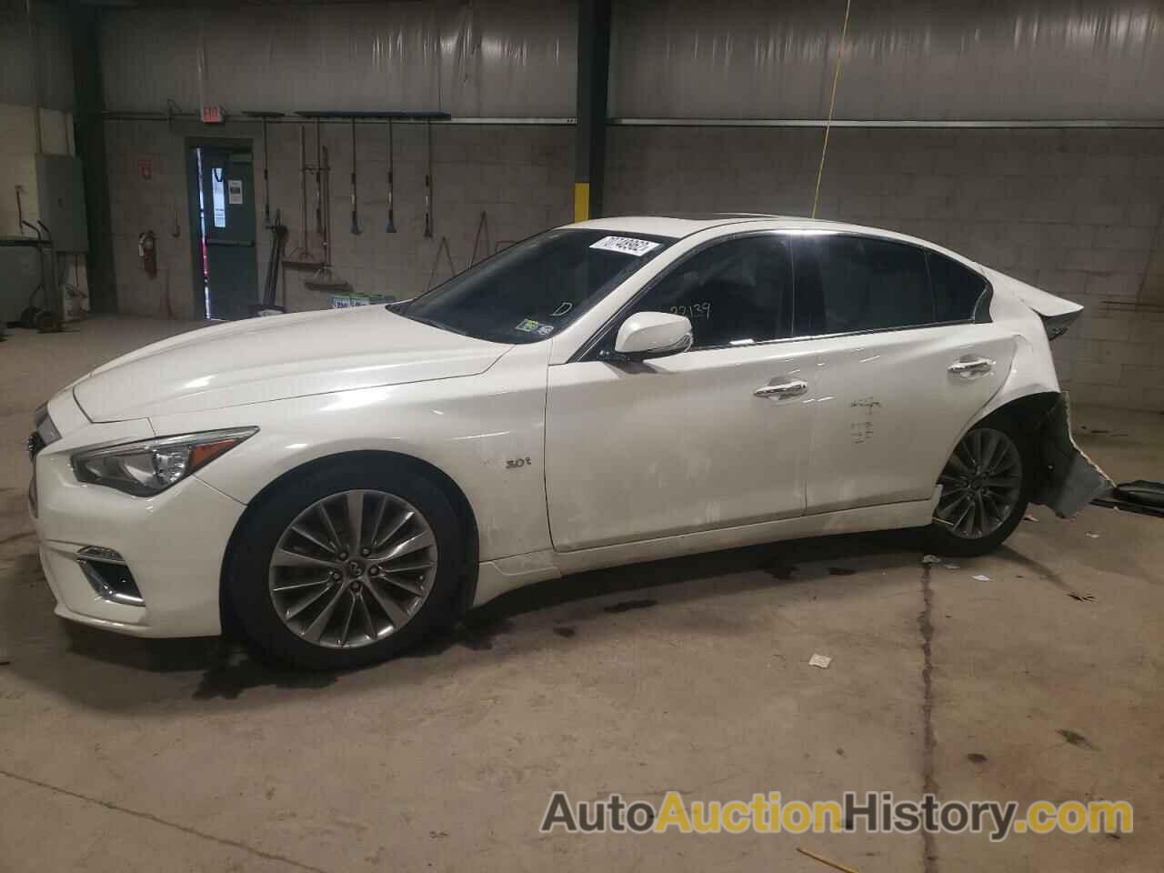 2018 INFINITI Q50 LUXE, JN1EV7AR5JM444954