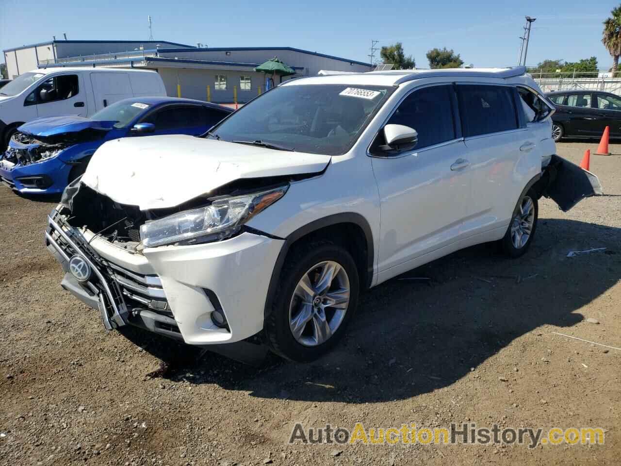 2017 TOYOTA HIGHLANDER LIMITED, 5TDYZRFH3HS197183