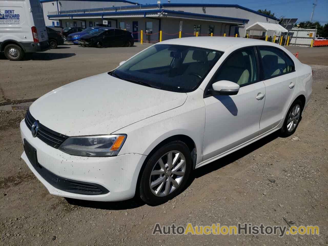 VOLKSWAGEN JETTA SE, 3VWDZ7AJ1BM317449