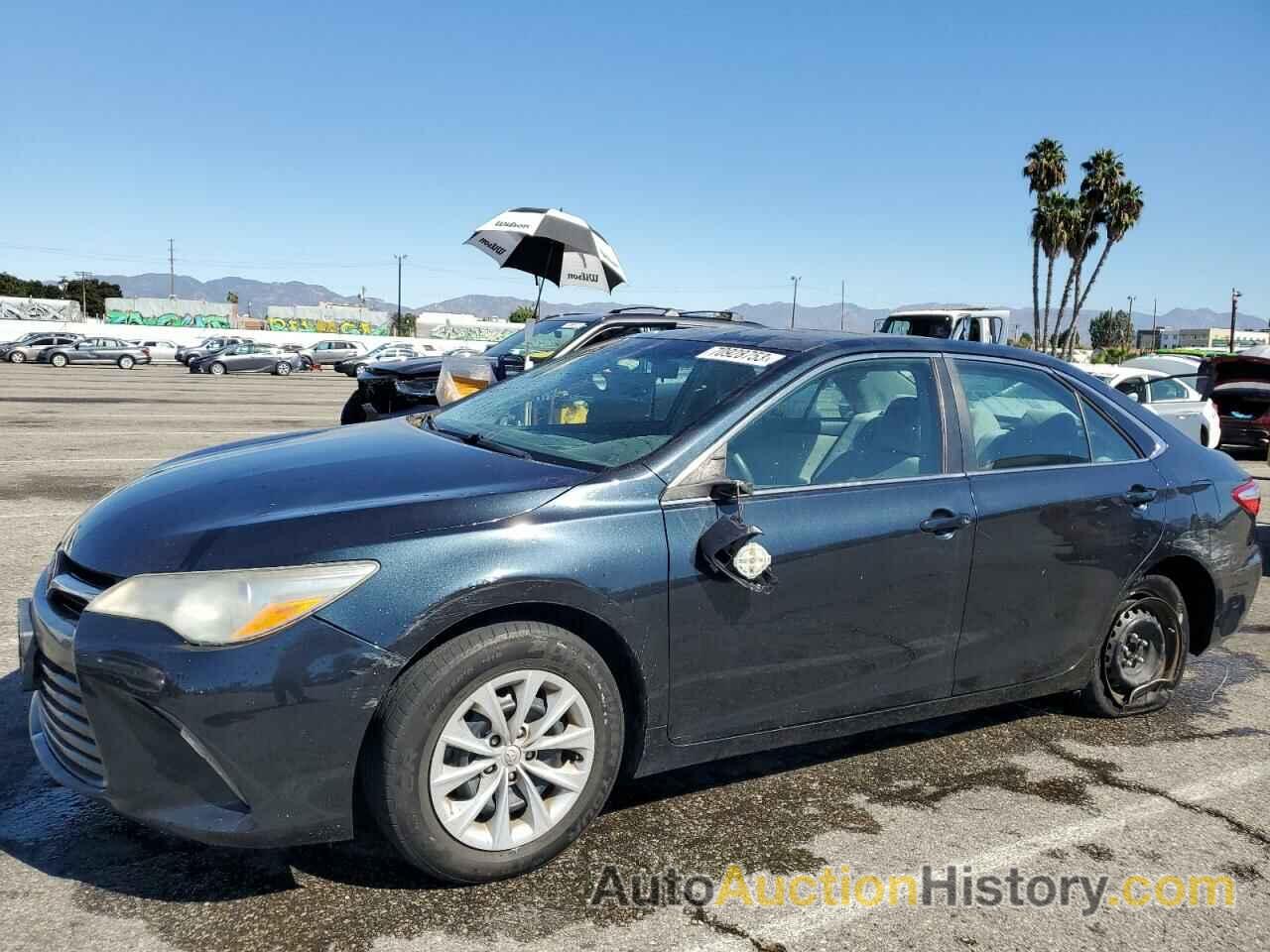 TOYOTA CAMRY LE, 4T4BF1FK1FR509913