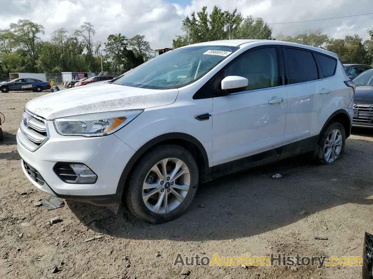 2017 FORD ESCAPE SE, 1FMCU0GD6HUB03594