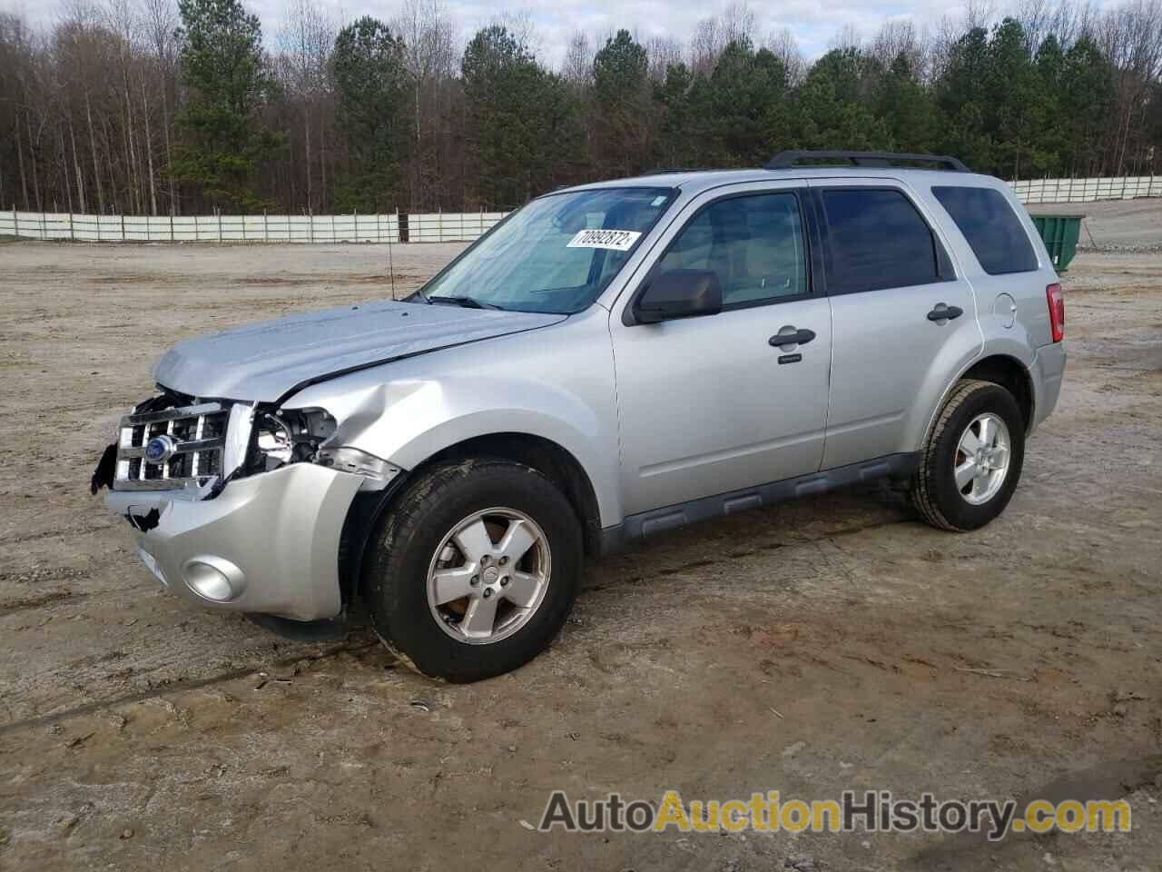 2011 FORD ESCAPE XLT, 1FMCU0D71BKC25720