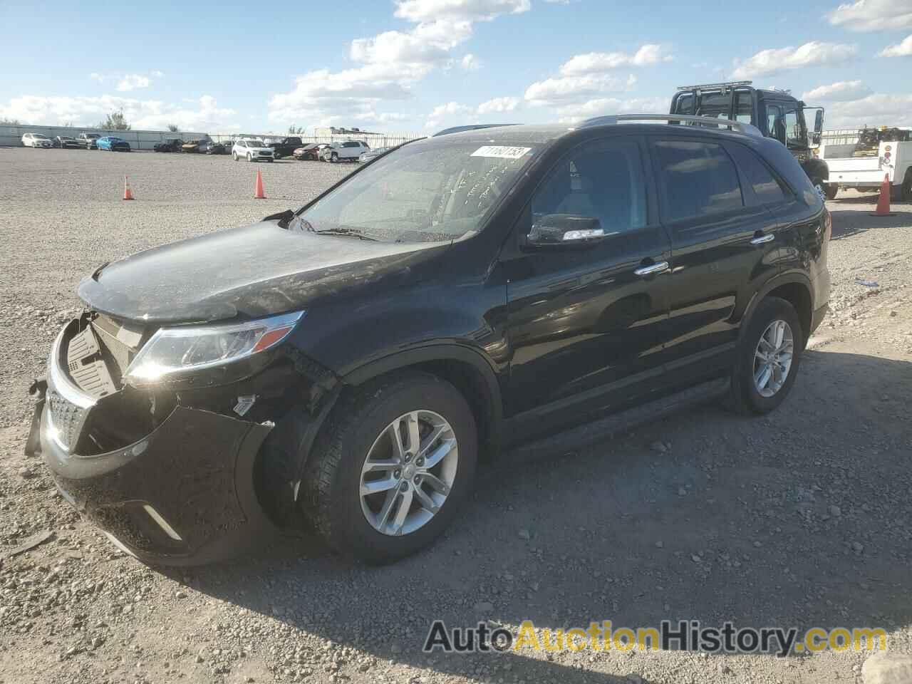 2015 KIA SORENTO LX, 5XYKT4A70FG641784