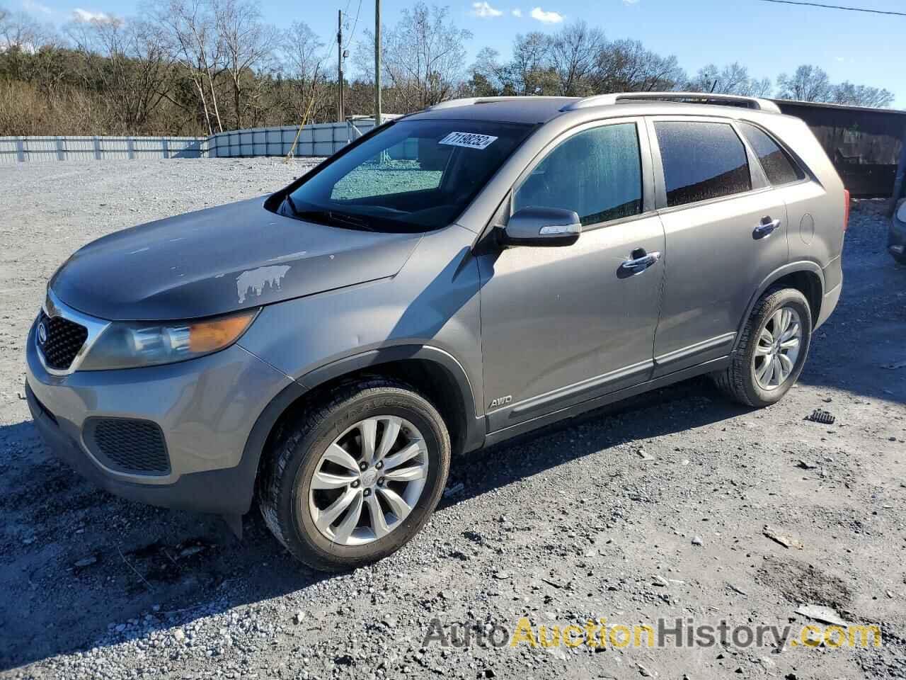 2011 KIA SORENTO BASE, 5XYKTDA24BG069889