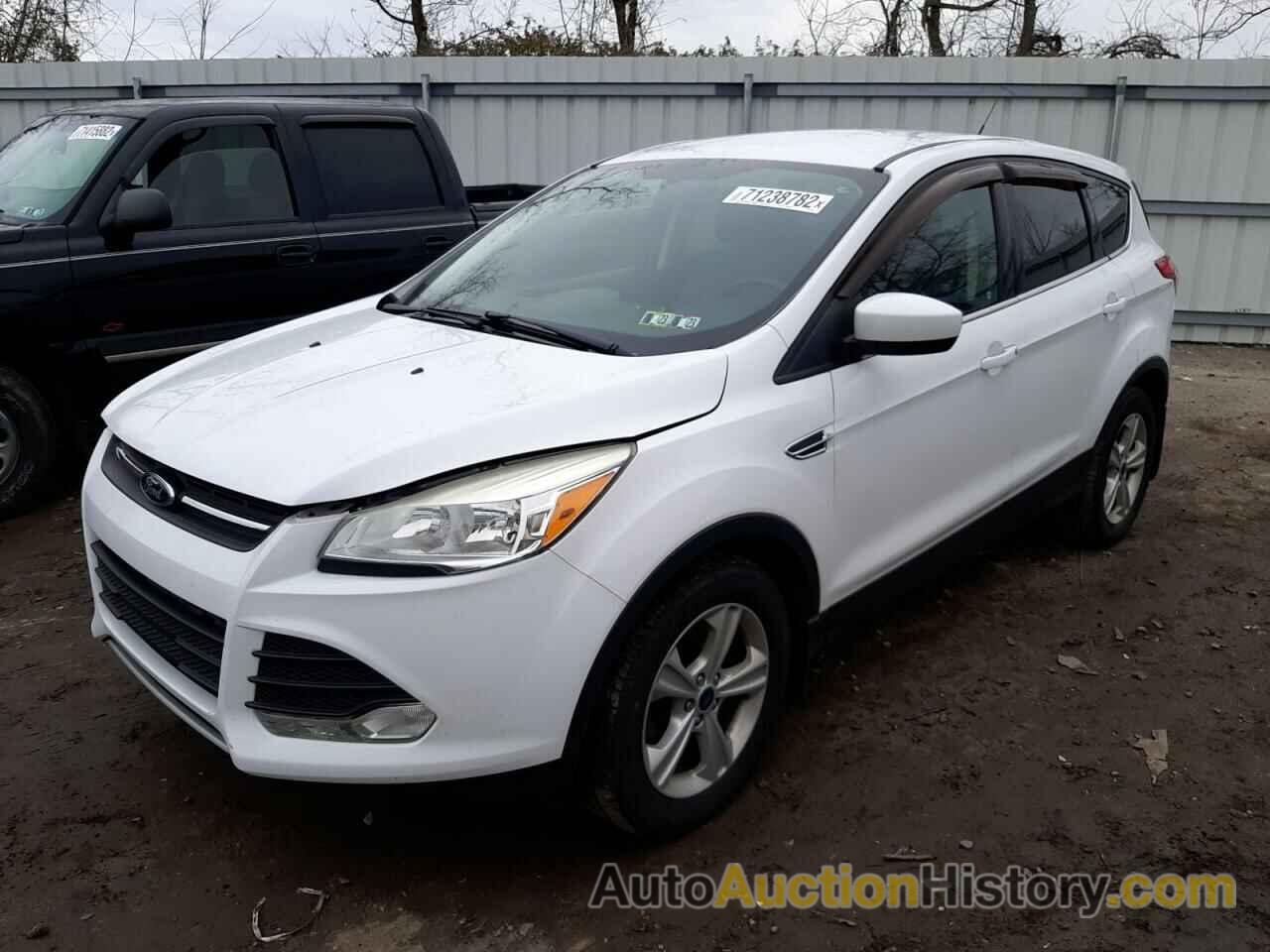 2015 FORD ESCAPE SE, 1FMCU9G99FUB27076