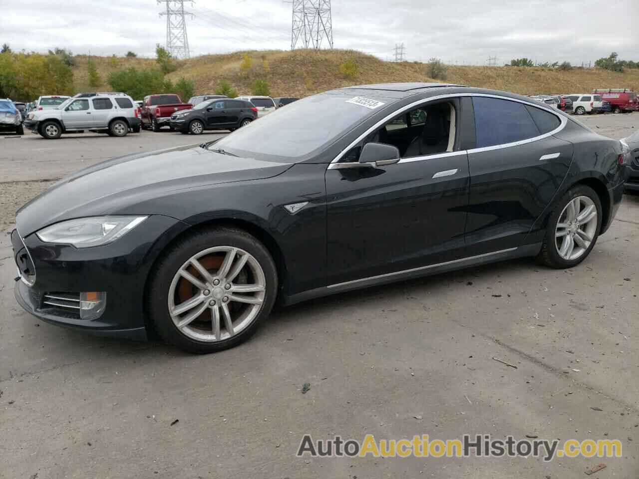 2013 TESLA MODEL S, 5YJSA1CN8DFP20074