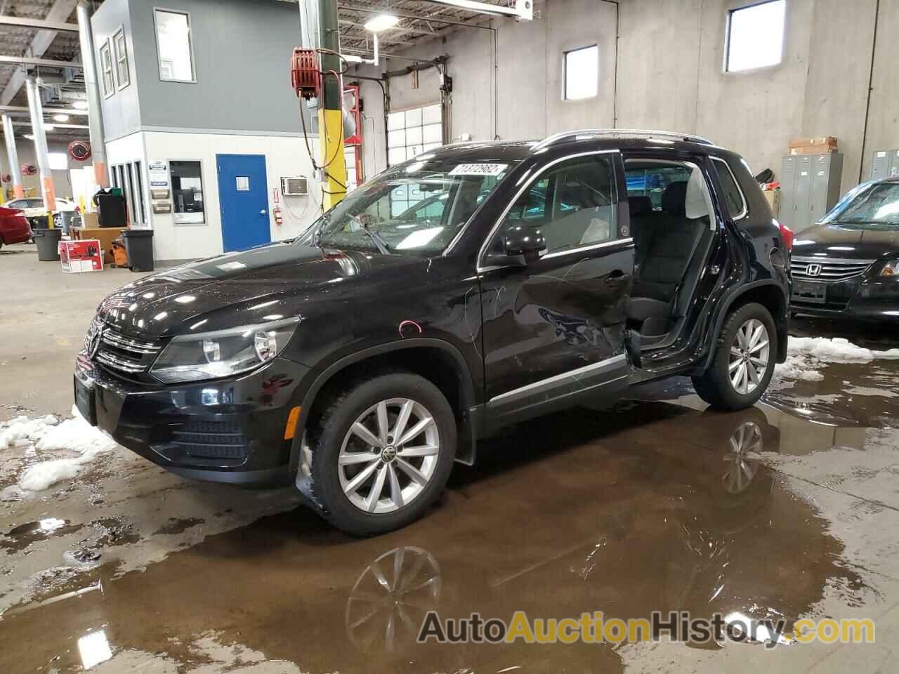 2017 VOLKSWAGEN TIGUAN WOLFSBURG, WVGSV7AX2HW509137