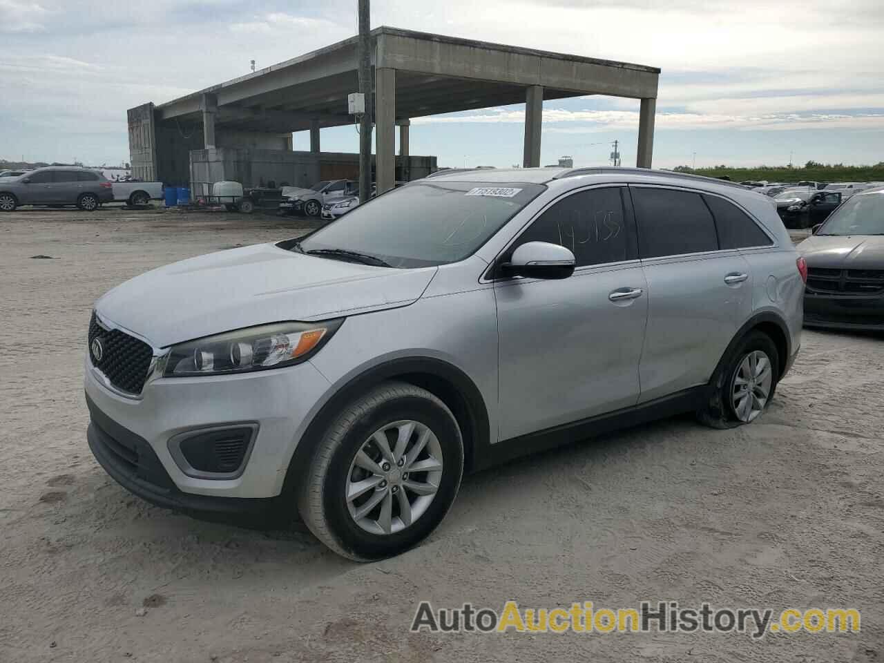 2016 KIA SORENTO LX, 5XYPG4A51GG027658