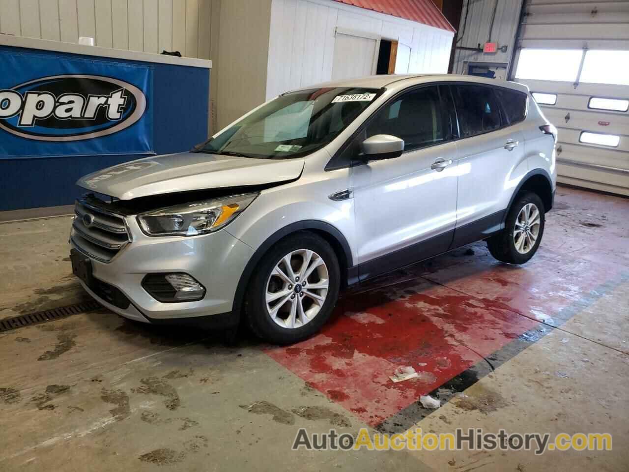 2017 FORD ESCAPE SE, 1FMCU9GDXHUB39129