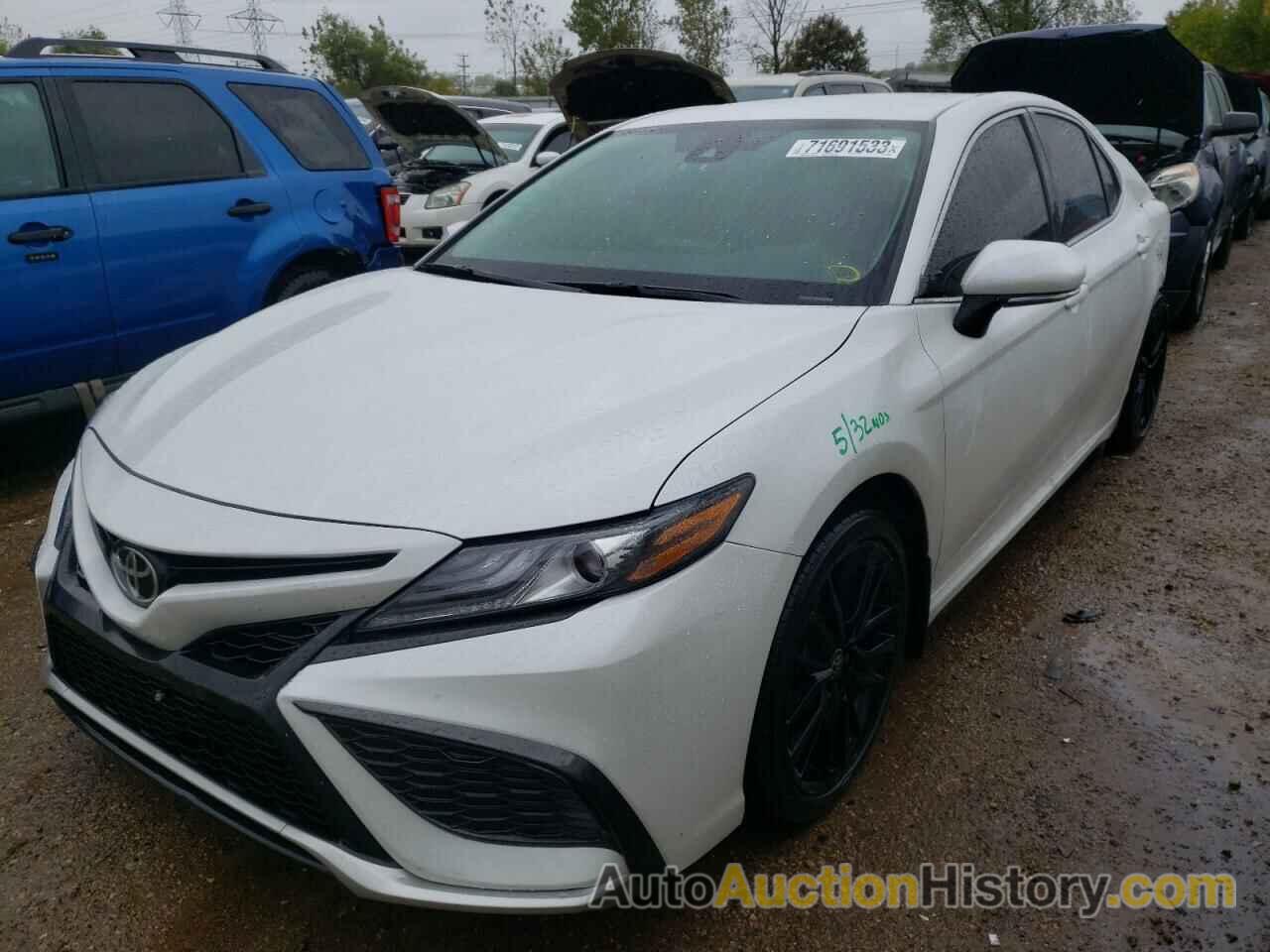 2021 TOYOTA CAMRY XSE, 4T1K61BK3MU040708