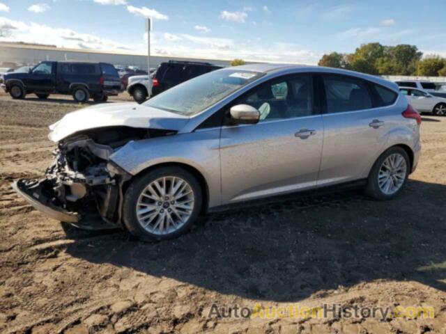 FORD FOCUS TITANIUM, 1FADP3N21JL296287