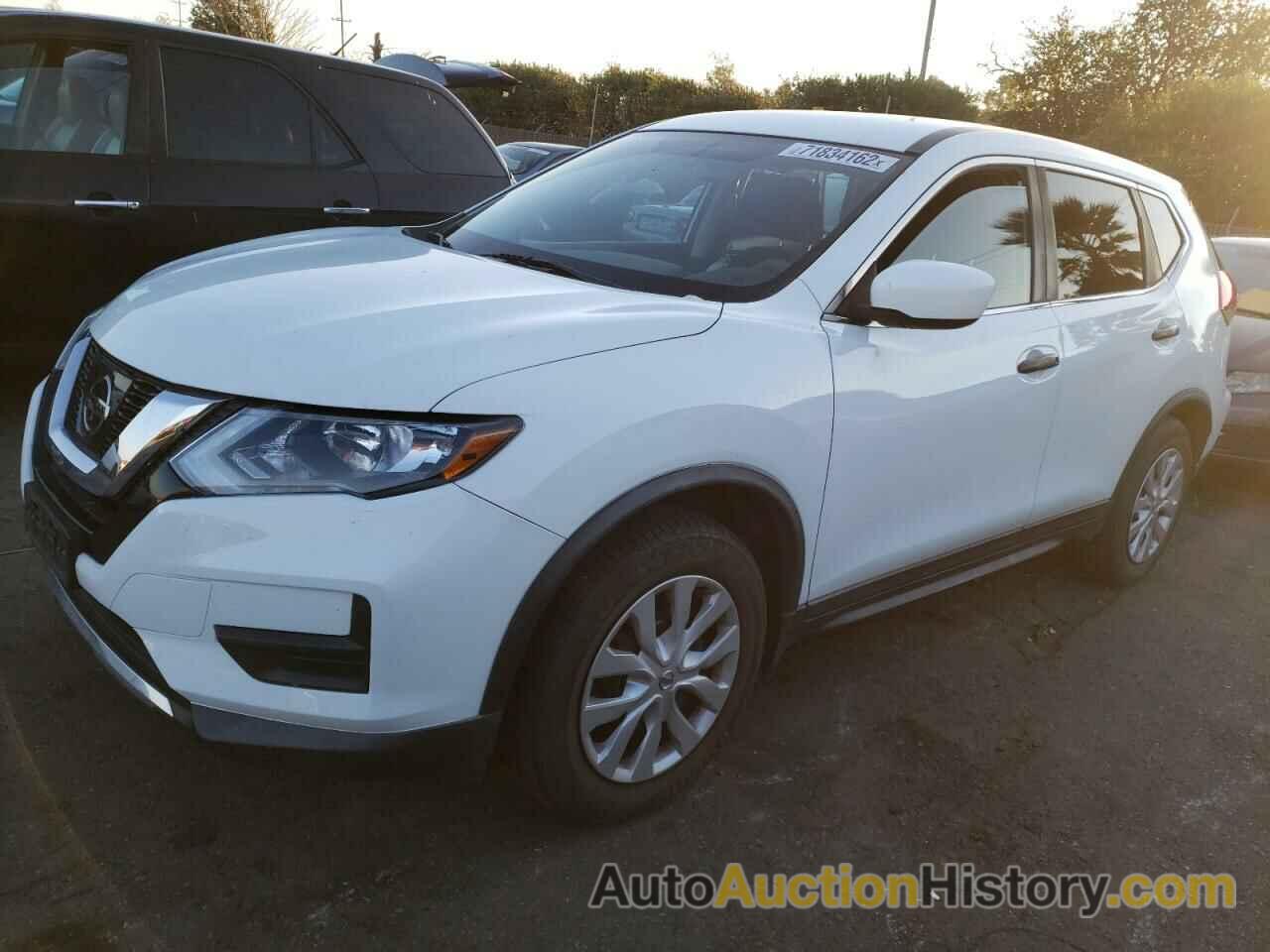 2017 NISSAN ROGUE S, KNMAT2MT4HP599452