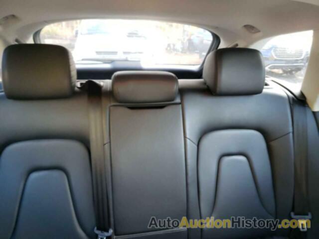 AUDI A4 PREMIUM, WAUSFCFLXCA113279