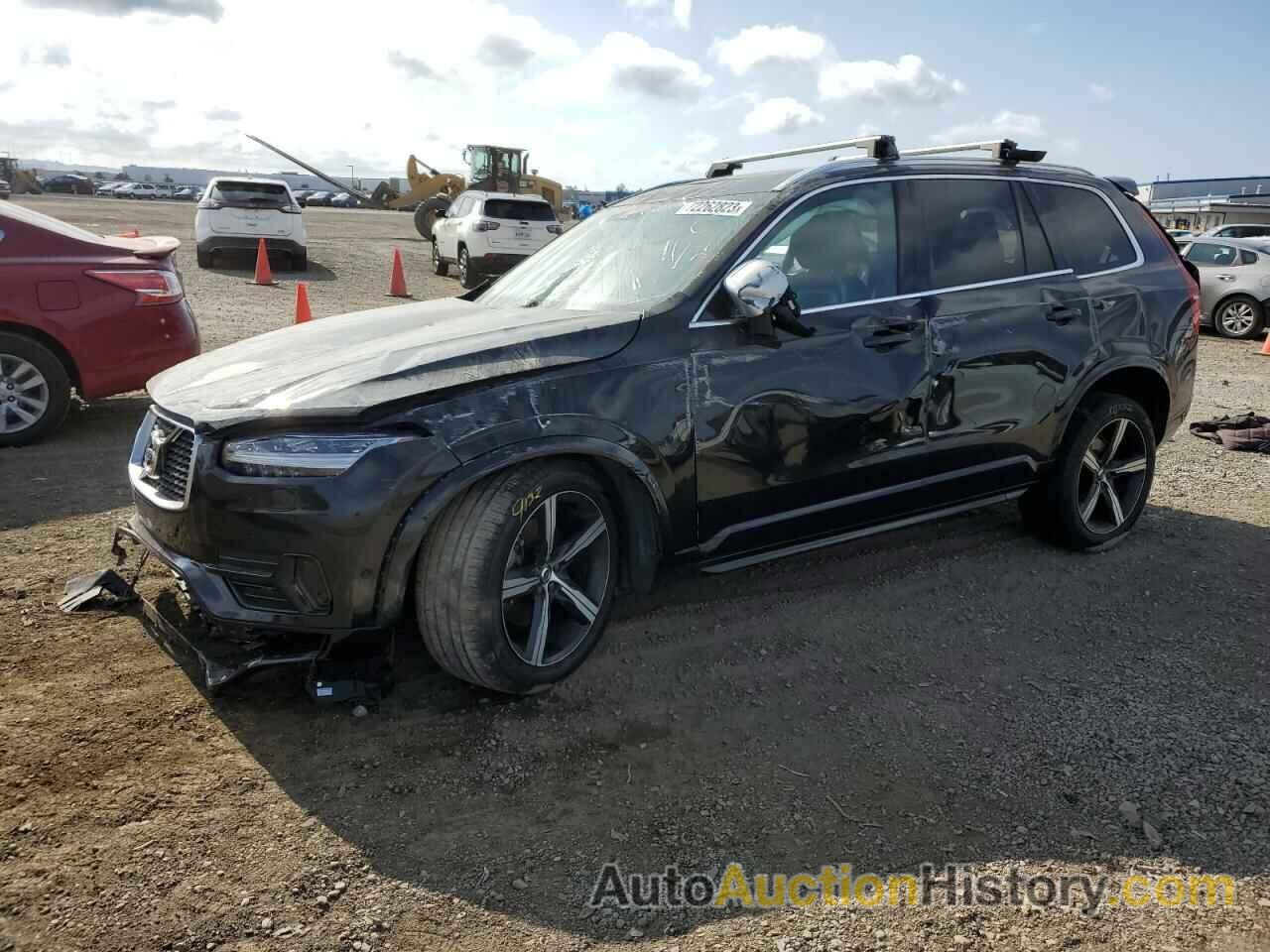 2018 VOLVO XC90 T5, YV4102PM9J1380392